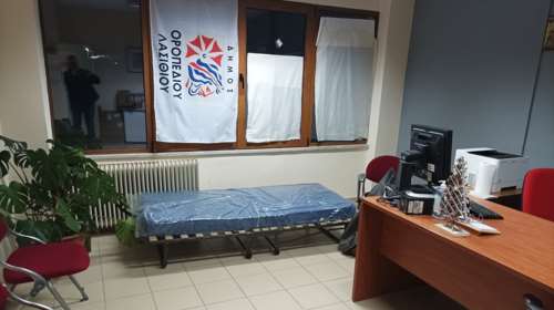 Κακοκαιρία "Ελπίς": Ο δήμαρχος της Κρήτης που κοιμόταν σε ράντζο στο γραφείο του - 24ωρη επιφυλακή [Εικόνες]