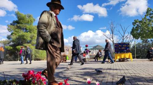 Καλός ο καιρός σήμερα με το θερμόμετρο στους 19 βαθμούς - Πού υπάρχει πιθανότητα βροχής