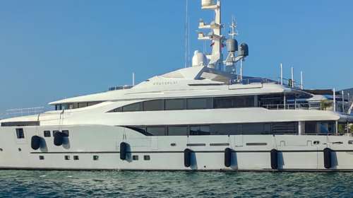 Ύδρα: &quot;Ημουν στην καμπίνα, δεν γνωρίζω ποιος προκάλεσε τη φωτιά, έμπλεξα χωρίς να φταίω&quot; λέει ο καπετάνιος του &quot;Περσεφόνη&quot;