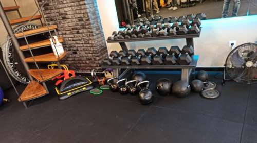 Βύρωνας: Πρόστιμο 5.000 ευρώ σε παράνομο γυμναστήριο - Στο αυτόφωρο ο ιδιοκτήτης