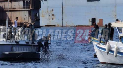 Σύρος: Σορός άνδρα εντοπίστηκε να επιπλέει στο λιμάνι [εικόνες - βίντεο]