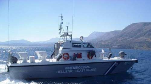 Τήνος: Πλοίο προσέκρουσε στην προβλήτα του λιμανιού