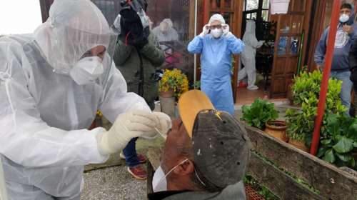 Λαμβάνουν 165 δείγματα από τον οικισμό Ρομά του Τυρνάβου [εικόνες και video]