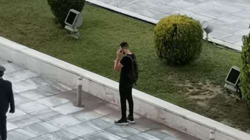 Σκληρή απάντηση Χρυσοχοΐδη στην καταγγελία Βούτση για τον ασφαλίτη στο προαύλιο της Βουλής: Μιλάει σαν εκπρόσωπος των μπάχαλων [εικόνα]