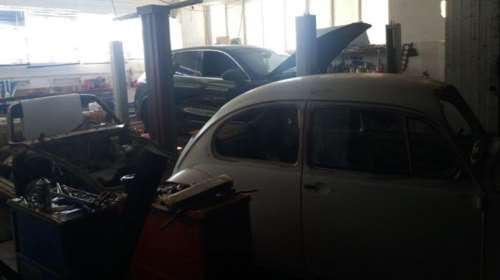 Στα χέρια της ΕΛΑΣ κύκλωμα με εικονικές κλοπές πολυτελών αυτοκινήτων – Το κόλπο για να &quot;ξαφρίζουν&quot; τις ασφαλιστικές