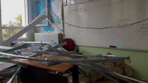 Θεσσαλονίκη: Συγκλονίζει η δασκάλα που έσωσε τους μαθητές - &quot;Έλεγα ότι θα πέσει το ταβάνι, κανείς δεν με πίστευε&quot;