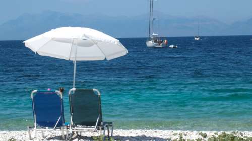 Καιρός: Στα δύο η χώρα την Κυριακή, λέει ο Μαρουσάκης - Αλλού 37 βαθμοί και αλλού... καταιγίδες