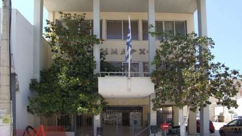 Συναγερμός στο Μαρκόπουλο: Κλείνει το δημαρχείο λόγω θετικών κρουσμάτων κορονοϊού