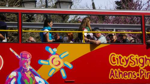 Δήμος Αθηναίων: 11 νέα σημεία στάσης και στάθμευσης των τουριστικών λεωφορείων – Τι ισχύει πλέον στη λεωφόρο Αμαλίας