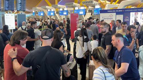 Παγκόσμιο μπλακ άουτ από πρόβλημα στα Microsoft Windows: Κατέρρευσαν τράπεζες, μεταφορές και ΜΜΕ