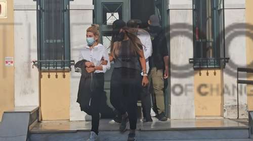 Ελενα Πολυχρονοπούλου: Προφυλακίστηκαν η πρώην παίκτρια του Power of Love και ο σύντροφός της [Εικόνες]