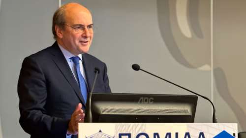 Οι 5 πρωτοβουλίες Χατζηδάκη για τα ακίνητα - Στόχος να αυξηθούν τα διαθέσιμα προς ενοικίαση