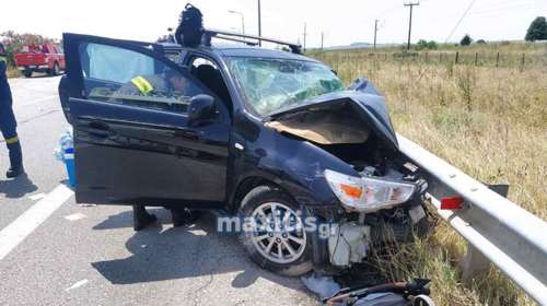 Σφοδρό τροχαίο στο Κιλκίς: Τρεις τραυματίες σε σύγκρουση βυτιοφόρου με αυτοκίνητο [εικόνες]