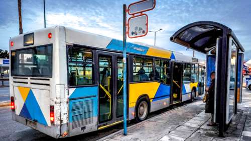 Πρωτομαγιά: Στάσεις εργασίας σε λεωφορεία και τρόλεϊ - Ποιες ώρες θα πραγματοποιούν δρομολόγια