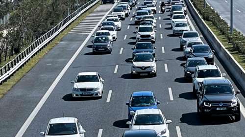 Live: Τεράστιο μποτιλιάρισμα στην Αττική οδό - Καθυστερήσεις άνω των 30 λεπτών, λόγω έργων