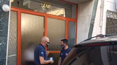 Κορονοϊός: Στο &quot;κόκκινο&quot; ο Βύρωνας - 28 κρούσματα σε δομή ανηλίκων μεταναστών - Ποια μέτρα επιβλήθηκαν [Βίντεο]