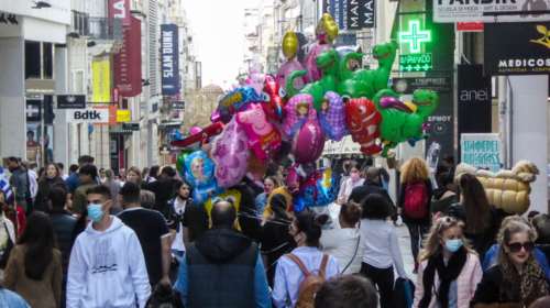 Κορονοϊός: 2.052 κρούσματα στην Αττική, 371 στη Θεσσαλονίκη - Δείτε τον χάρτη της διασποράς