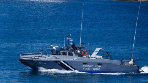 Καμένα Βούρλα: Νεκρή ανασύρθηκε από τη θάλασσα 74χρονη