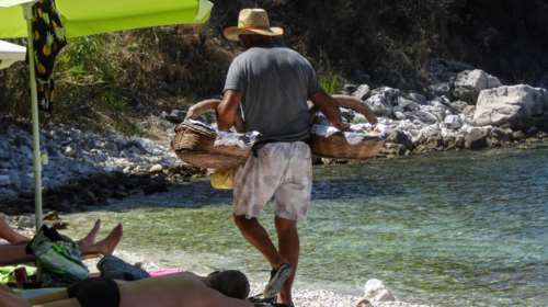 Στη φυλακή ο αρχηγός της &quot;μαφίας των λουκουμάδων&quot; στη Χαλκιδική -  Κάθειρξη 16 ετών, χωρίς κανένα ελαφρυντικό