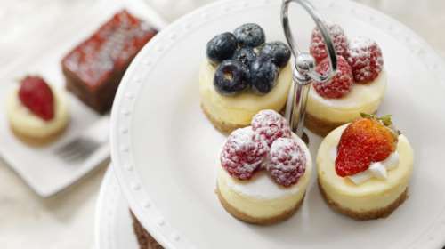 Εορτολόγιο: Ποια ονόματα γιορτάζουν σήμερα, Πέμπτη 10 Νοεμβρίου