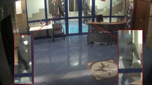 Συμμορία &quot;ξάφριζε&quot; λάπτοπ και υπολογιστές από τα υπουργεία Οικονομικών και Οικογένειας - Ντοκουμέντα από τη δράση τους