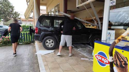 Κως: Πώς έγινε το τραγικό τροχαίο με νεκρή 68χρονη τουρίστρια - Ο οδηγός του τζιπ μπέρδεψε το γκάζι με το φρένο [εικόνες - βίντεο]