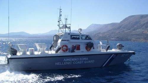 Ναυάγιο με μετανάστες στο Αγαθονήσι - Μία νεκρή, 18 διασωθέντες