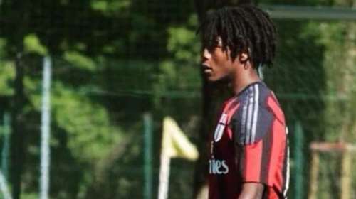 Συγκλονίζει την Ιταλία η αυτοκτονία ενός 20χρονου παίκτη της Μίλαν - &quot;Είμαι μαύρος και ο κόσμος με κοιτάζει απαξιωτικά&quot;