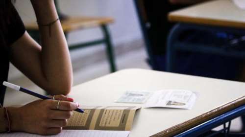 Πανελλήνιες 2021: Έναρξη για τους υποψηφίους των ΕΠΑΛ σήμερα με Νεοελληνική Γλώσσα και Λογοτεχνία