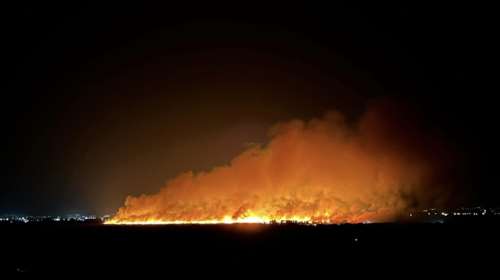 Μεγάλη φωτιά στην Αχαΐα: Σε εξέλιξη πυρκαγιά στο Βουπράσιο - Μάχη να μην περάσει στο δάσος της Στροφυλιάς [βίντεο]