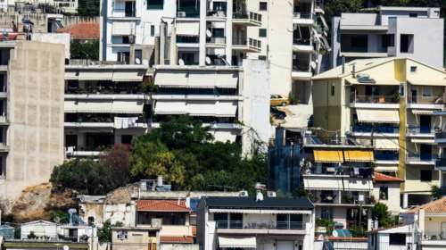 Μάχη ξενοδόχων και AirBnB με φόντο τις επικείμενες αλλαγές στο πλαίσιο της βραχυχρόνιας μίσθωσης