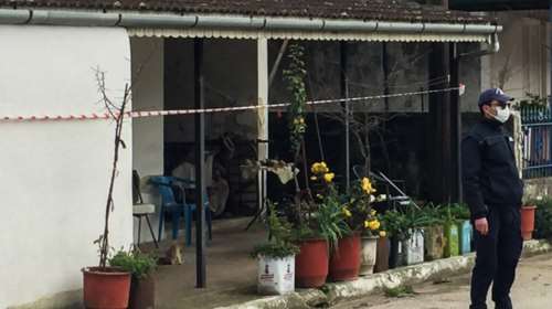 Εγκλημα στο Χαλκιόπουλο: Εδεσαν με καλώδιο τον νεκρό και τη σύζυγό του - Οι δράστες δεν πήραν 14.000 ευρώ από το σπίτι