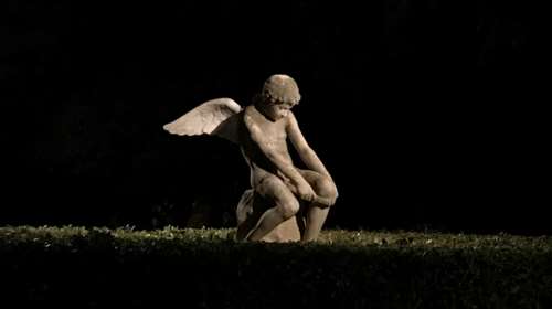 Τα 23 αγάλματα του Ζαππείου φωτίζονται ξανά από την Ελευθερία Ντεκώ - Η ιστορία τους [εικόνες]