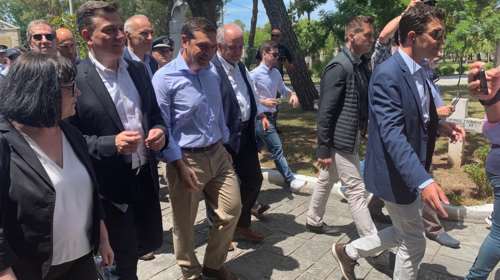 Τσίπρας καλύπτει Παπαγγελόπουλο - Παππά και μιλάει για &quot;δήθεν σκάνδαλα&quot; και μαφιόζικες πρακτικές