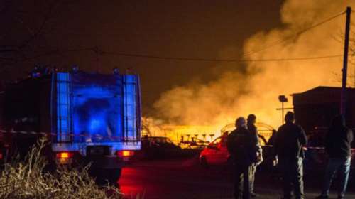 Εύβοια: Μεγάλη φωτιά στην Κάρυστο - Καίει δασικές εκτάσεις