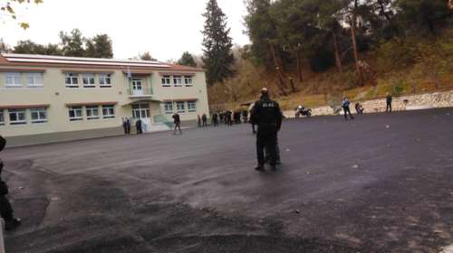 Σέρρες: Συγκλονίζει η μητέρα του 6χρονου τραυματία - &quot;Με ρωτάει αν το κεφαλάκι του άλλου παιδιού ήταν μαύρο ή ροζ&quot; [Βίντεο]