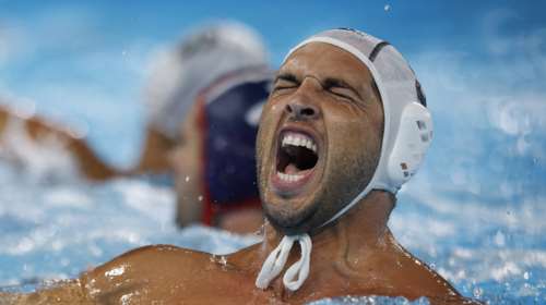 Ολυμπιακοί Αγώνες 2024: &quot;Κλείδωσε&quot; τη θέση της στα προημιτελικά η Εθνική πόλο με σπουδαία νίκη απέναντι στις ΗΠΑ