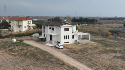 Ξάνθη: Η αιτία της οικογενειακής τραγωδίας -  Διασωληνωμένες σε καταστολή παραμένουν οι δύο αδερφές