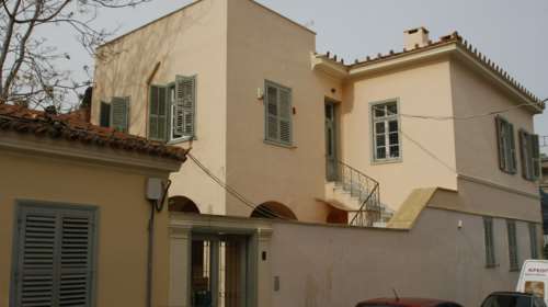 To σπίτι του Οδυσσέα Ελύτη στην Πλάκα - Οσα σχεδιάζονται για το κτίριο που θα φιλοξενήσει το πολύτιμο αρχείο [εικόνες]