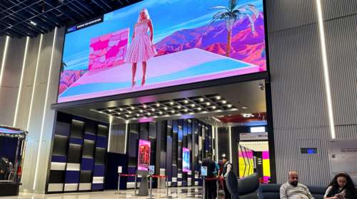 Ρωσία: Βλέπουν στην παρανομία την ταινία Βarbie - Έχει απαγορευτεί από το καθεστώς του Πούτιν