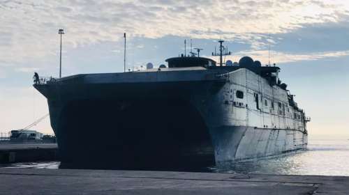 &quot;Aπόβαση&quot; στην Αλεξανδρούπολη: Κατέπλευσε το θηριώδες αμερικανικό μεταγωγικό &quot;USNS Yuma&quot; [εικόνες - βίντεο]