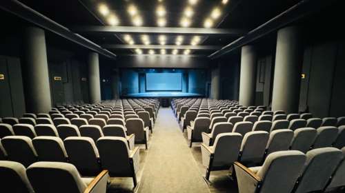 Κλειστά τα θέατρα το Σάββατο 27/12 - Τι θα γίνει με τα εισιτήρια των θεατών