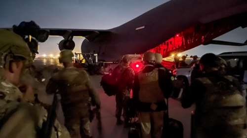 &quot;Τα έκαναν όλοι μαντάρα&quot;: &quot;Βγήκαν τα μαχαίρια&quot; στις ΗΠΑ για τη χαοτική έξοδο από το Αφγανιστάν