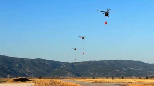 Συνδρομή των ΗΠΑ στην αντιμετώπιση και κατάσβεση των πυρκαγιών με πυροσβεστικά ελικόπτερα