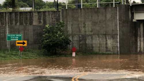 Η τροπική καταιγίδα Ντάνι έφθασε στη Νότια Καρολίνα [βίντεο]