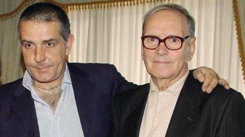 O Ένιο Μορικόνε μέσα από τα μάτια του γιού του Μάρκο:  Η &quot;τεράστια απόσταση&quot; από τον πατέρα του και το βιβλίο που έγινε λύτρωση