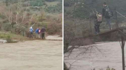 Αιτωλοακαρνανία: Μαθητές έγιναν... ακροβάτες - Πέρασαν φουσκωμένο ποτάμι σε αιωρούμενη γέφυρα [εικόνες - βίντεο]