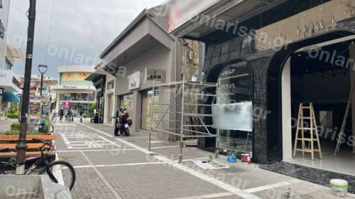 Αναστάτωση στο κέντρο της Λάρισας – Άντρας έπεσε από μεγάλο ύψος [εικόνες]