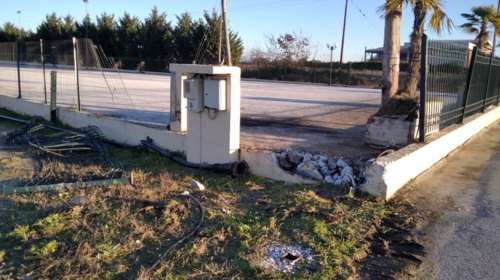 Τραγωδία στη Λάρισα: Νεκρή 19χρονη σε τροχαίο - Τραυματίστηκε ο 21χρονος οδηγός [Βίντεο]