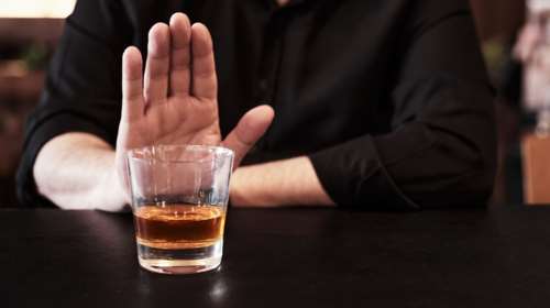 Νέα μελέτη: Μόνο ένα ποτήρι αλκοόλ την ημέρα μπορεί να αυξήσει την αρτηριακή πίεση